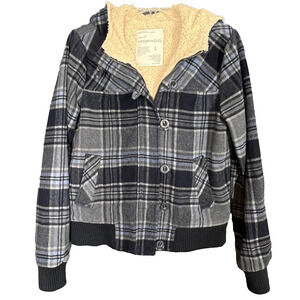 Aeropostale Jacket Womens Large Black Gray Plaid Sherpa Lined Zip Button Hooded
